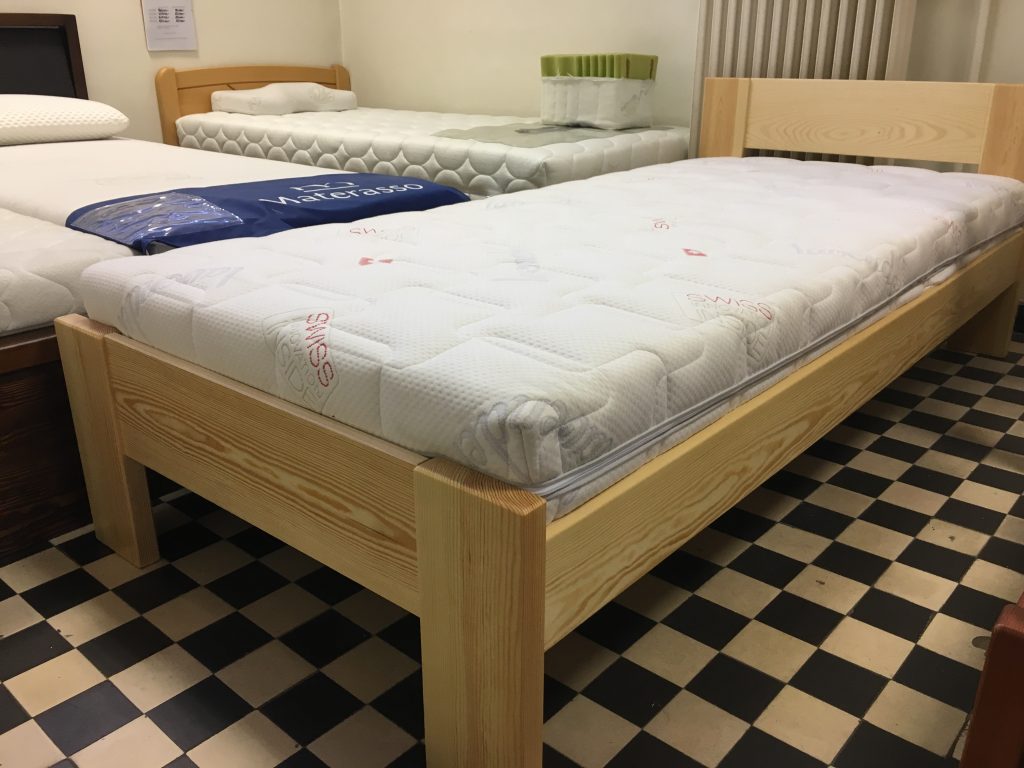 Alpok ágykeret ágyráccsal — Matrac Óbuda